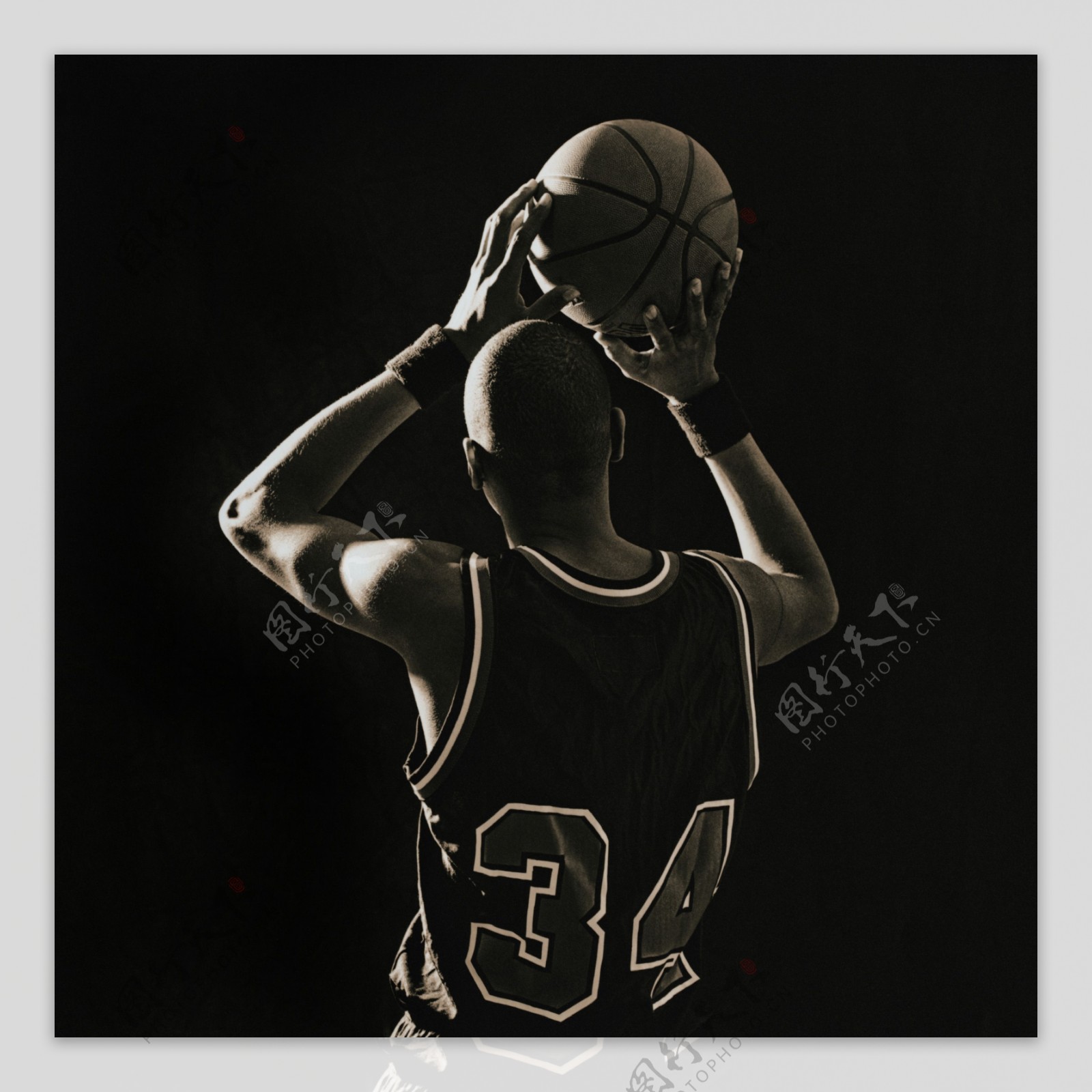 在场上发挥 在场上发挥